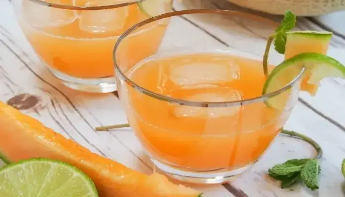 Sinh tố dưa lưới chanh